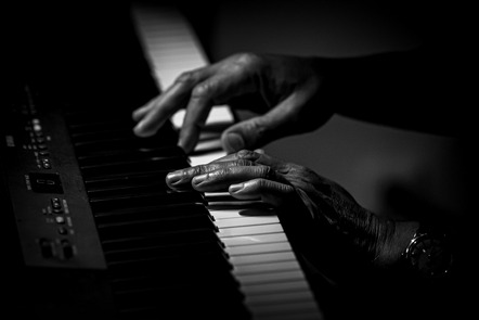 Günter Bollenbacher - The Keyboard Player