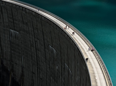 Fürnrohr Stephan - Fotografische Gesellschaft Regensburg - Dam Day - Annahme