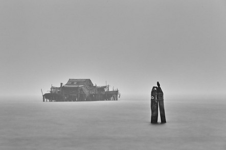 Müller Anna-Katharina - Fotoclub Vohenstrauß - Einsamkeit am Meer - Annahme