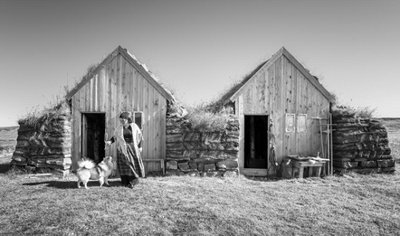 Gebel Hans-Peter - Fotoclub Erding - Sod houses in Iceland M - Annahme