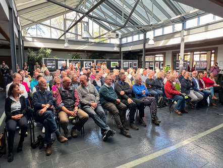 Volles Haus in der Aula der Berufsschule Mindelheim-2