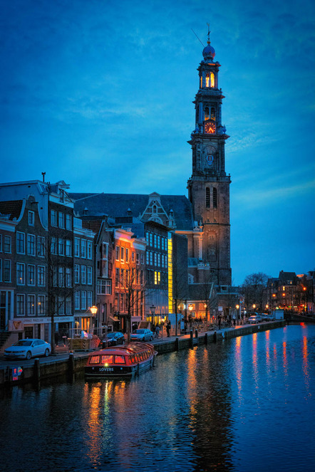 Teuschel Peter - Direktmitglied Bayern - Blue hour Amsterdam - Annahme