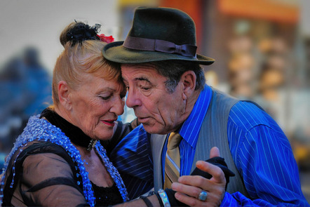 Ulsamer Robert - Fotoclub Miltenberg e.V. - Tango - Annahme