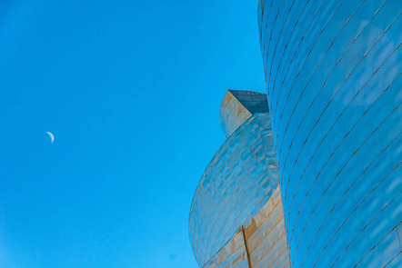 Becher Wolfgang - Direktmitglied Bayern - blaue Stunde in Bilbao - Annahme