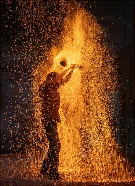 Syha Gerhard - Fotoclub Arzberg e.V. - Feuerregen - Annahme