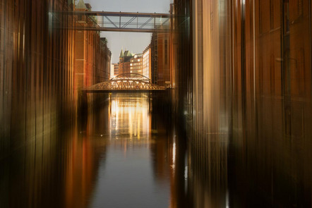 Jost Engelbert - Fotoclub Erding - Speicherstadt - Annahme