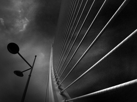 Ursula Braun - Fotoclub Selb - Hängebrücke - Annahme