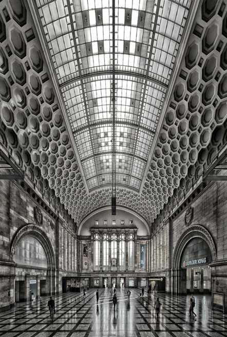 Bernd Jaloszynski - Fotoclub Arzberg - Leipzig Bahnhof - Annahme